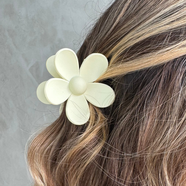 FLOWER HAIR CLIP